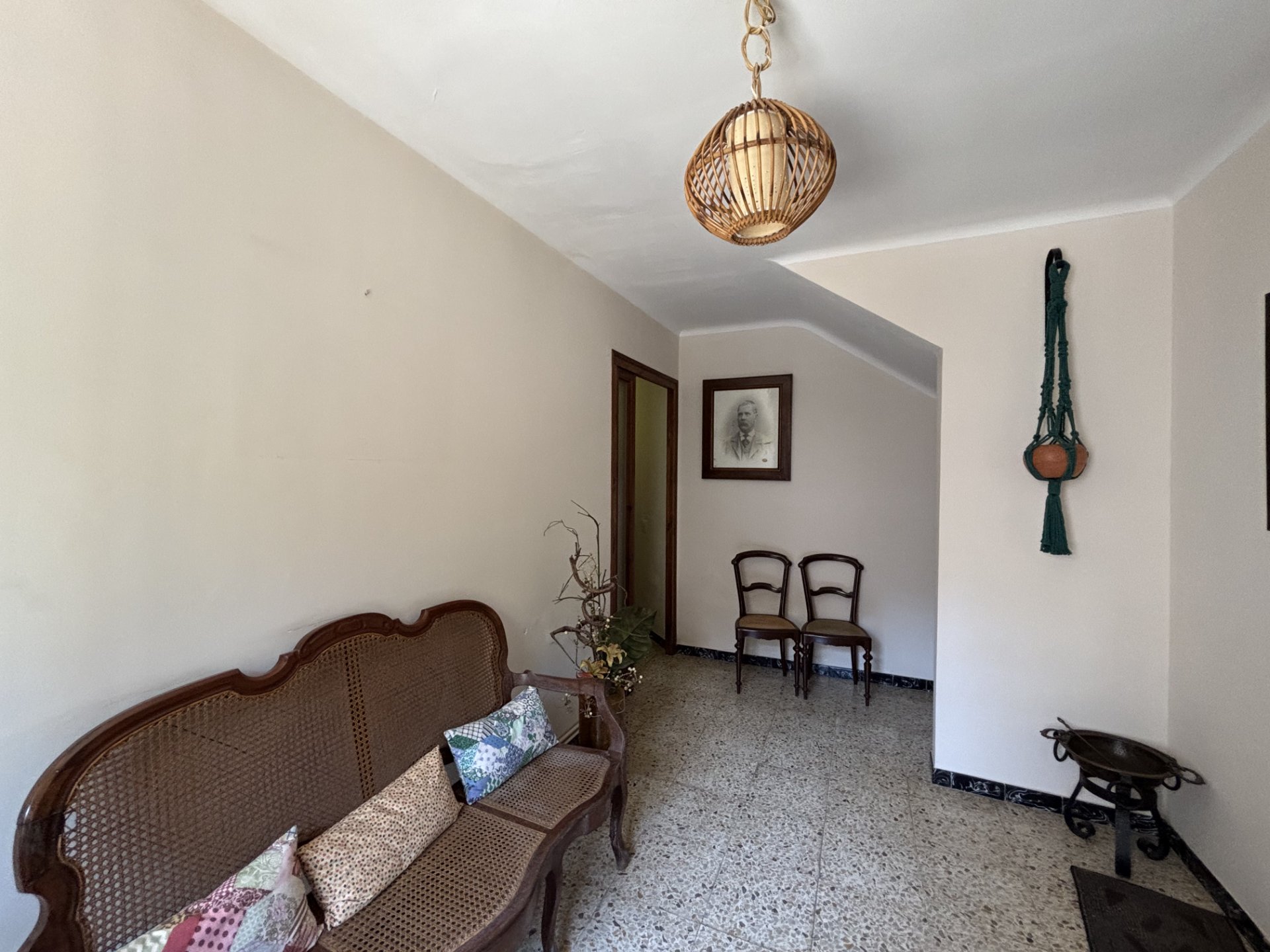 OPORTUNIDAD en el centro de Sant Feliu edificio 2 pisos y posibilidad de contruir 10/12 pisos en terreno anexo o casas paredadas - Imagen 9
