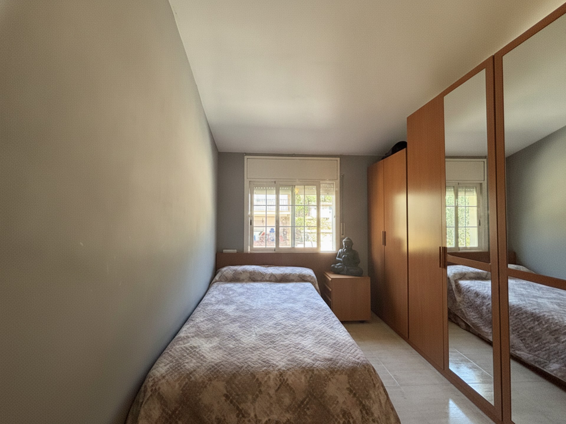 Espectacular casa con gran jardín, 5 habitaciones y vistas a la montaña. - Imagen 17