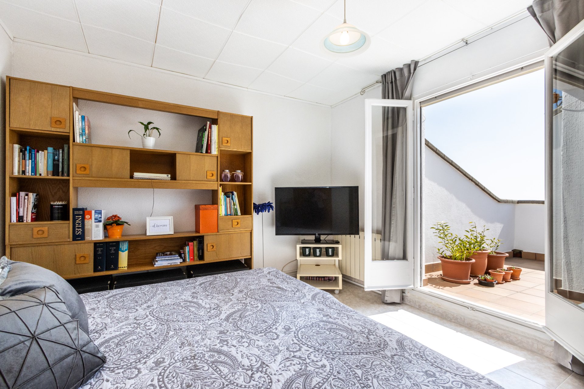 Exclusiva Casa Unifamiliar con Vistas Panorámicas en La Font dels Enamorats, Caldes de Montbui - Imagen 28