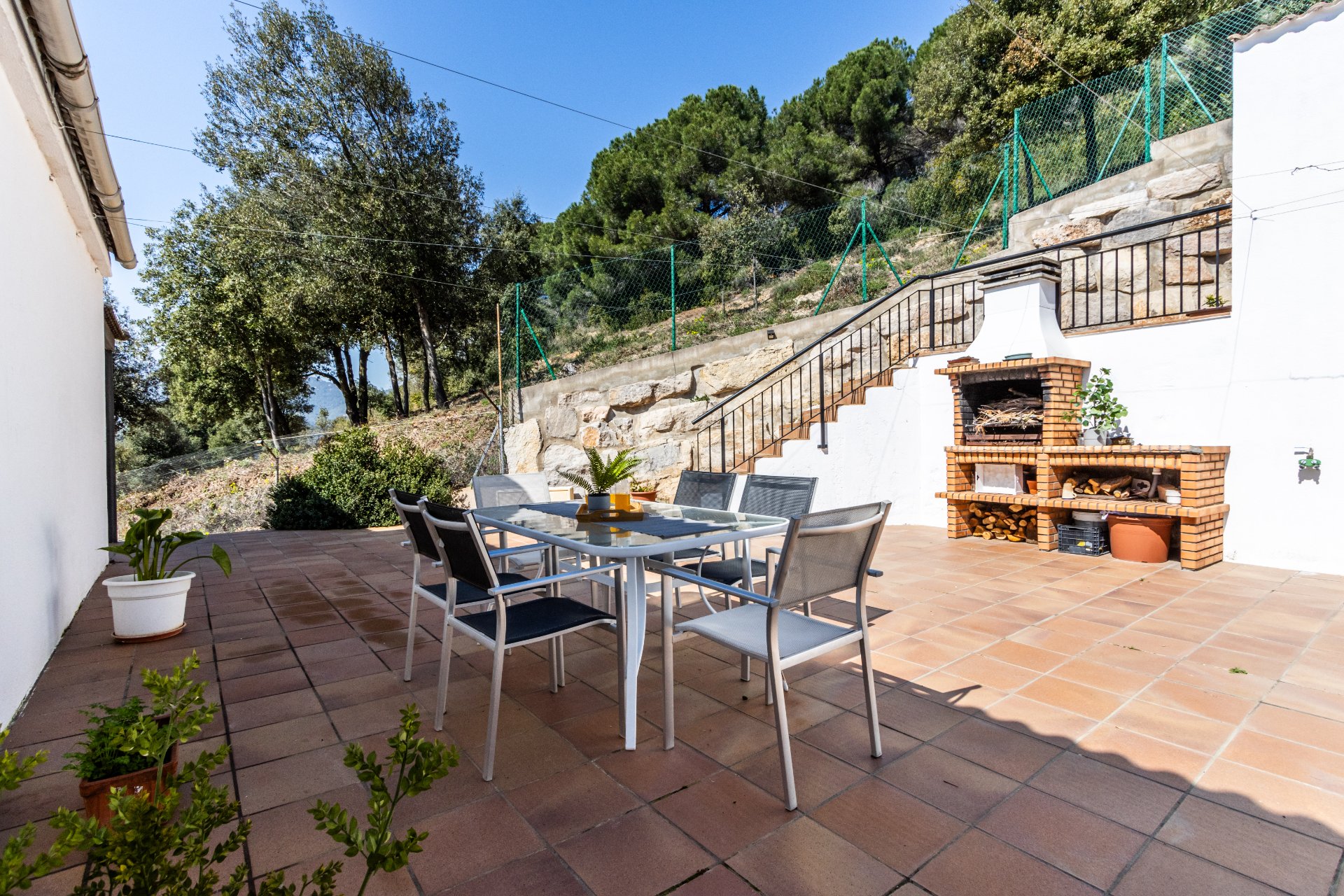 Exclusiva Casa Unifamiliar con Vistas Panorámicas en La Font dels Enamorats, Caldes de Montbui - Imagen 3