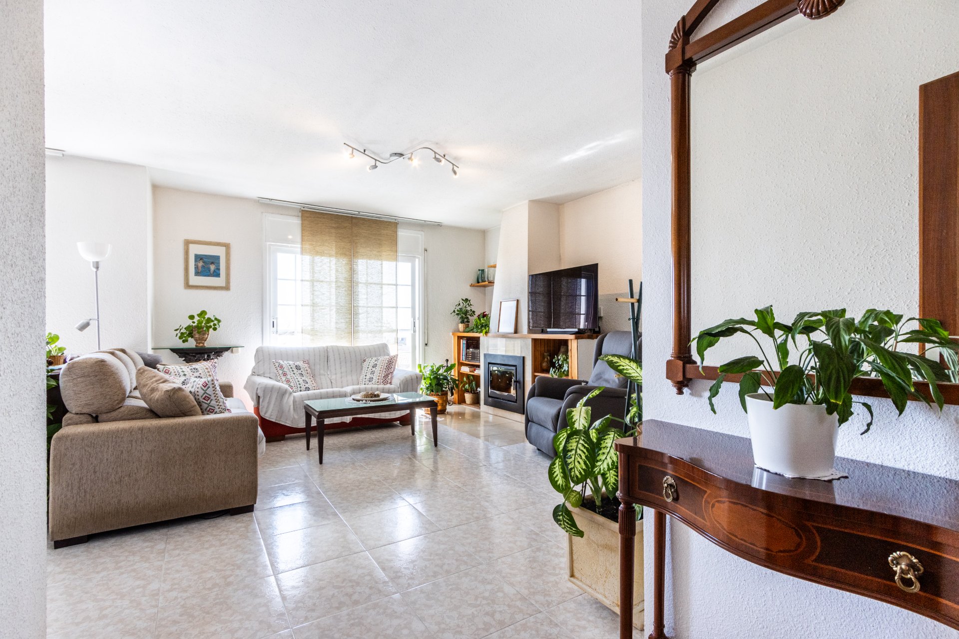 Exclusiva Casa Unifamiliar con Vistas Panorámicas en La Font dels Enamorats, Caldes de Montbui - Imagen 6