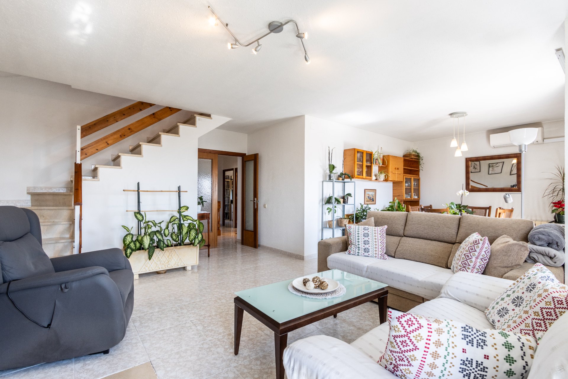 Exclusiva Casa Unifamiliar con Vistas Panorámicas en La Font dels Enamorats, Caldes de Montbui - Imagen 7